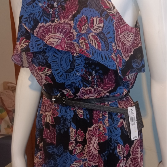 New Belted Dress (medium) - Picture 3 of 5